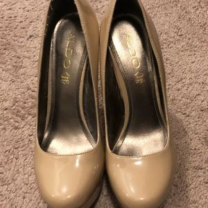 Beige high heels softly used